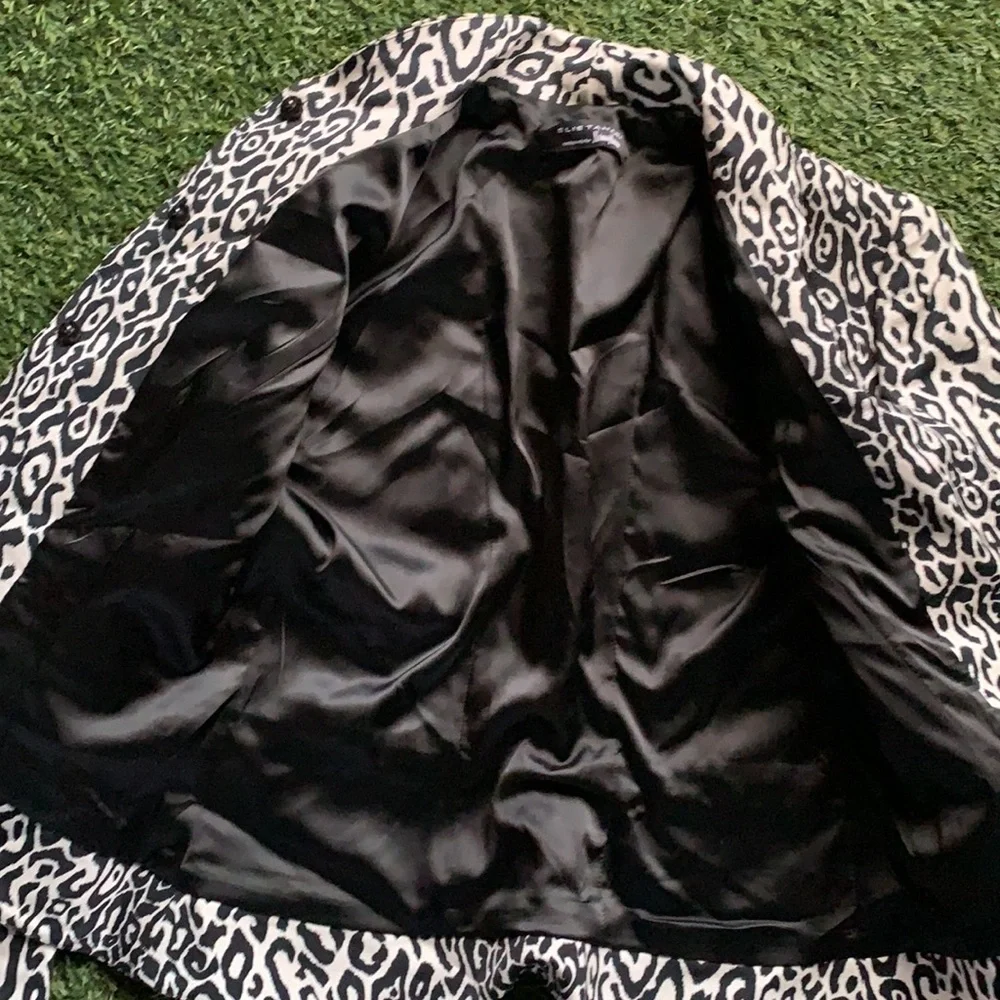 ❤️‍🔥Elie Tahari blazer ❤️‍🔥 - Picture 8 of 10